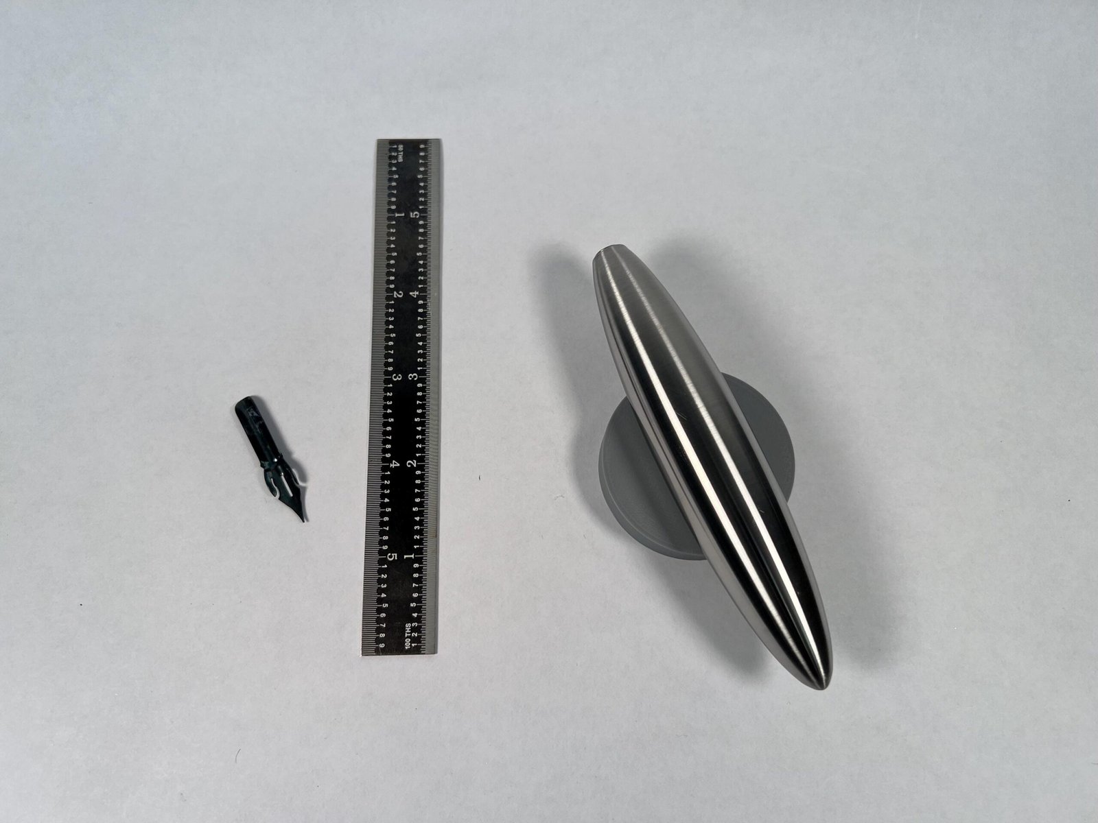 316 Stainless Steel Dip Pen, Wide Grip Calligraphy Pen with Rest - Image 9