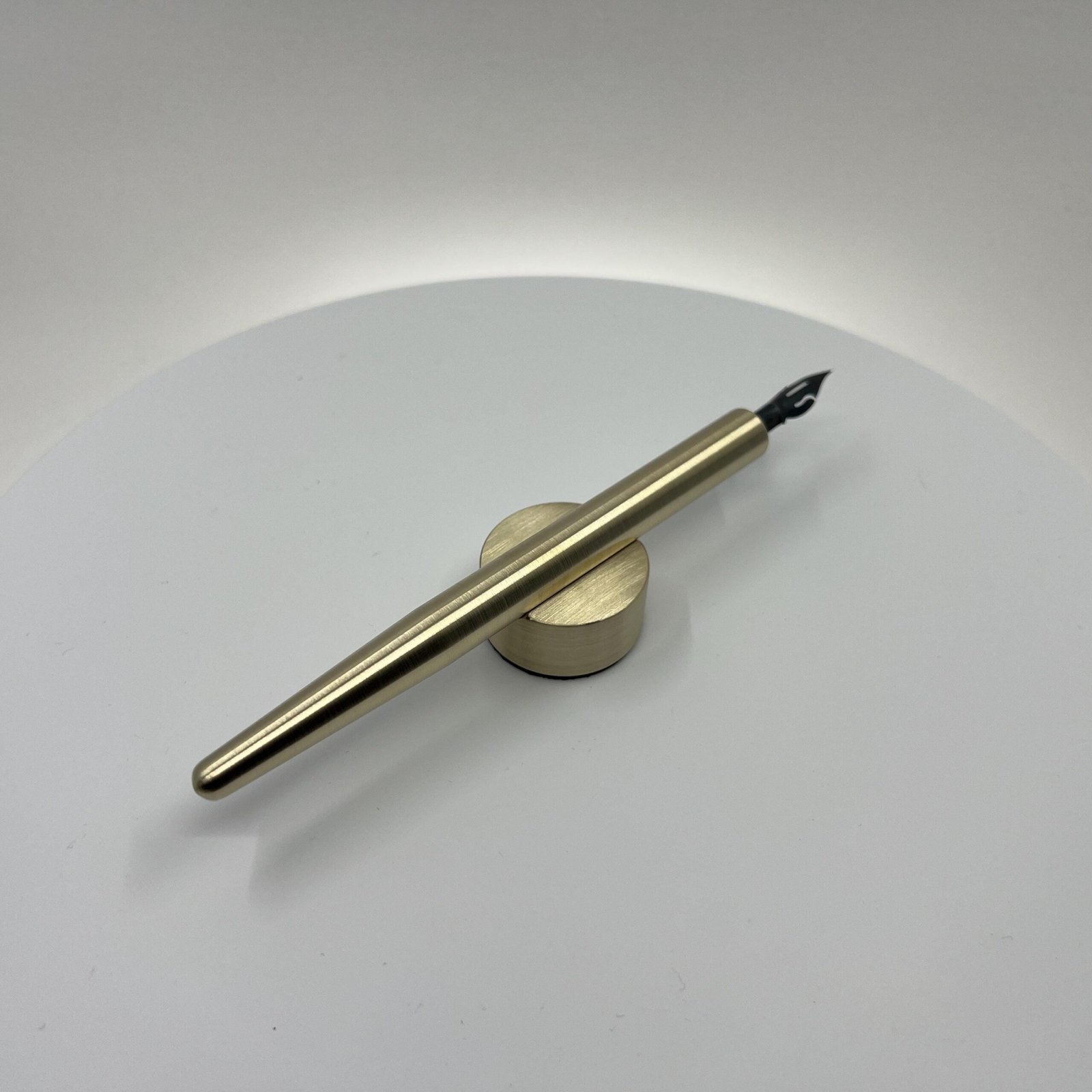 Brass Calligraphy Dip Pen with Blue Pumpkin Nib – Classic Elegance Meets Modern Design - Image 2